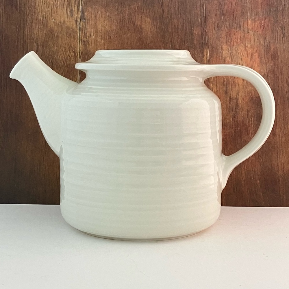 Mid Century Arabia Finland Kaarna White Ribbed Teapot Ulla Procope NO LID